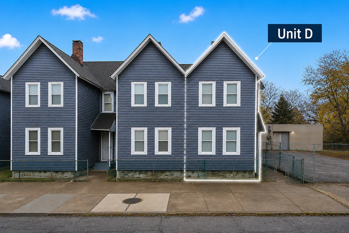 Building Photo - 1361 E 45th St #D