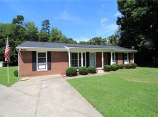 707 Summit Rd, High Point, NC 27265