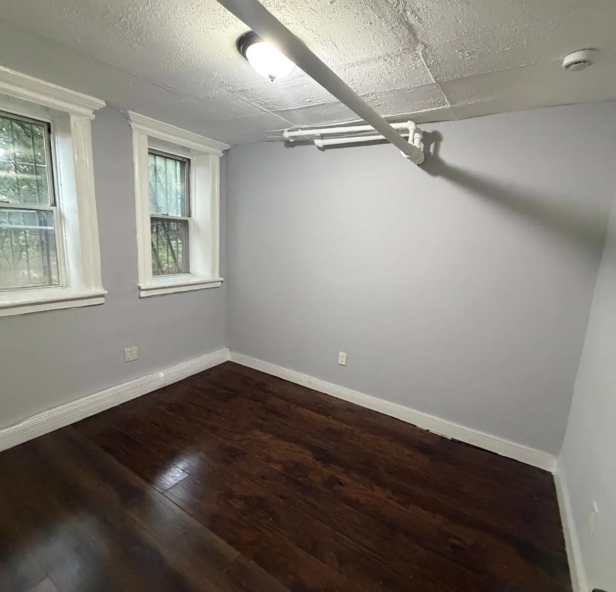 3 bed, $1,695 — Photo 1