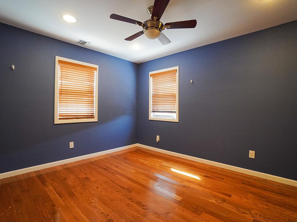 1st image of 175 Franklin St