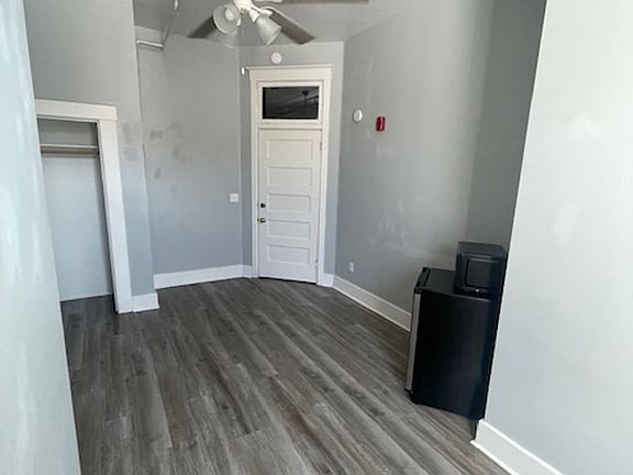 4th image of 129 N Cortez St #225