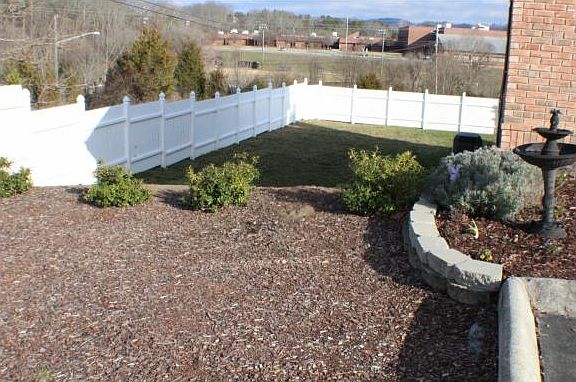 2nd image of 2510 Cloister Ln