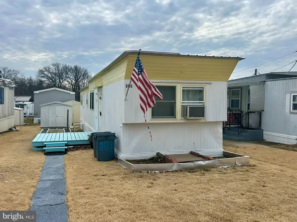 1405 Farrell Ave Trailer 101, Cherry Hill, NJ 08002