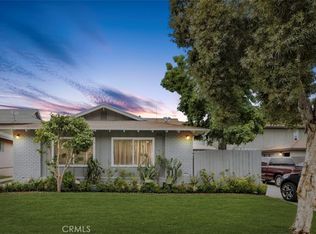 712 Shalimar Dr, Costa Mesa, CA 92627