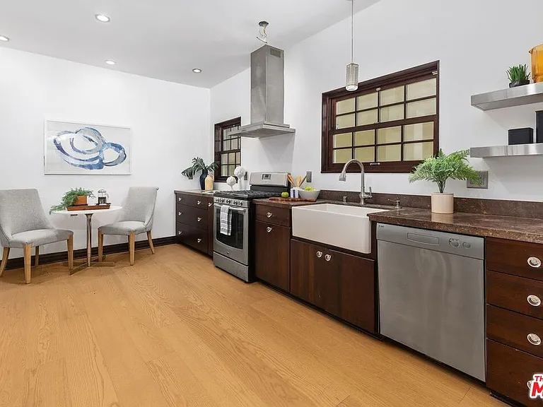 9534 W Olympic Blvd — Photo 7