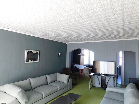 4th image of 300 Ocean Ave #Apt