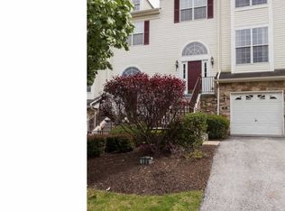 186 Fringetree Dr, West Chester, PA 19380