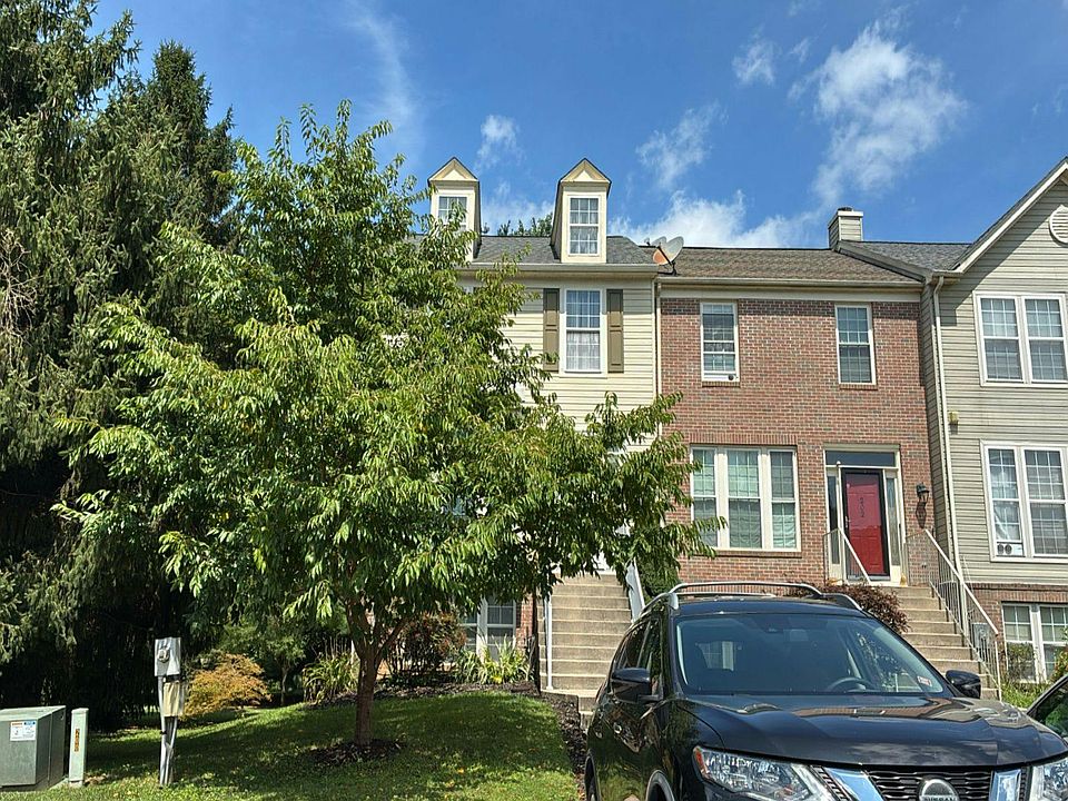 1st image of 200 Heritage Ct