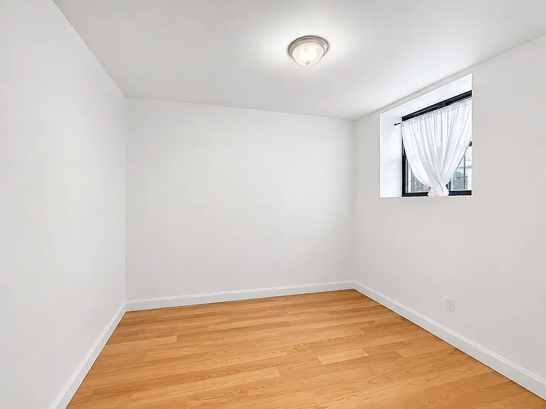 146 Fenimore St #GARDEN — Photo 10