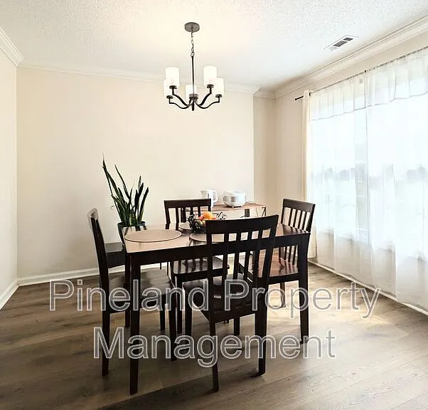 501 Camden Rd — Photo 7