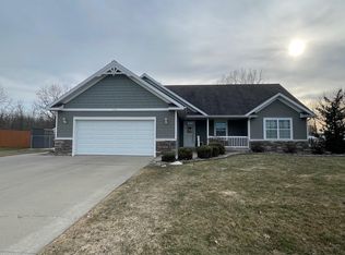 2148 Ferguson Dr, Bay City, MI 48706