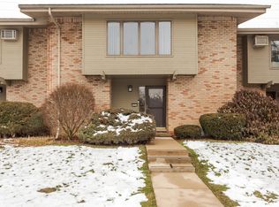 373 Concord Pl, Bloomfield Hills, MI 48304