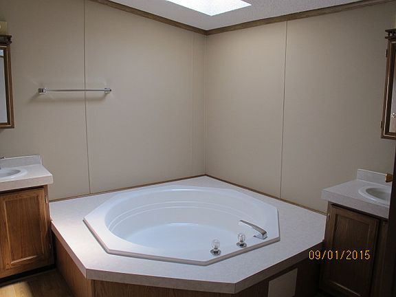 4th image of 59510 Laine Ln