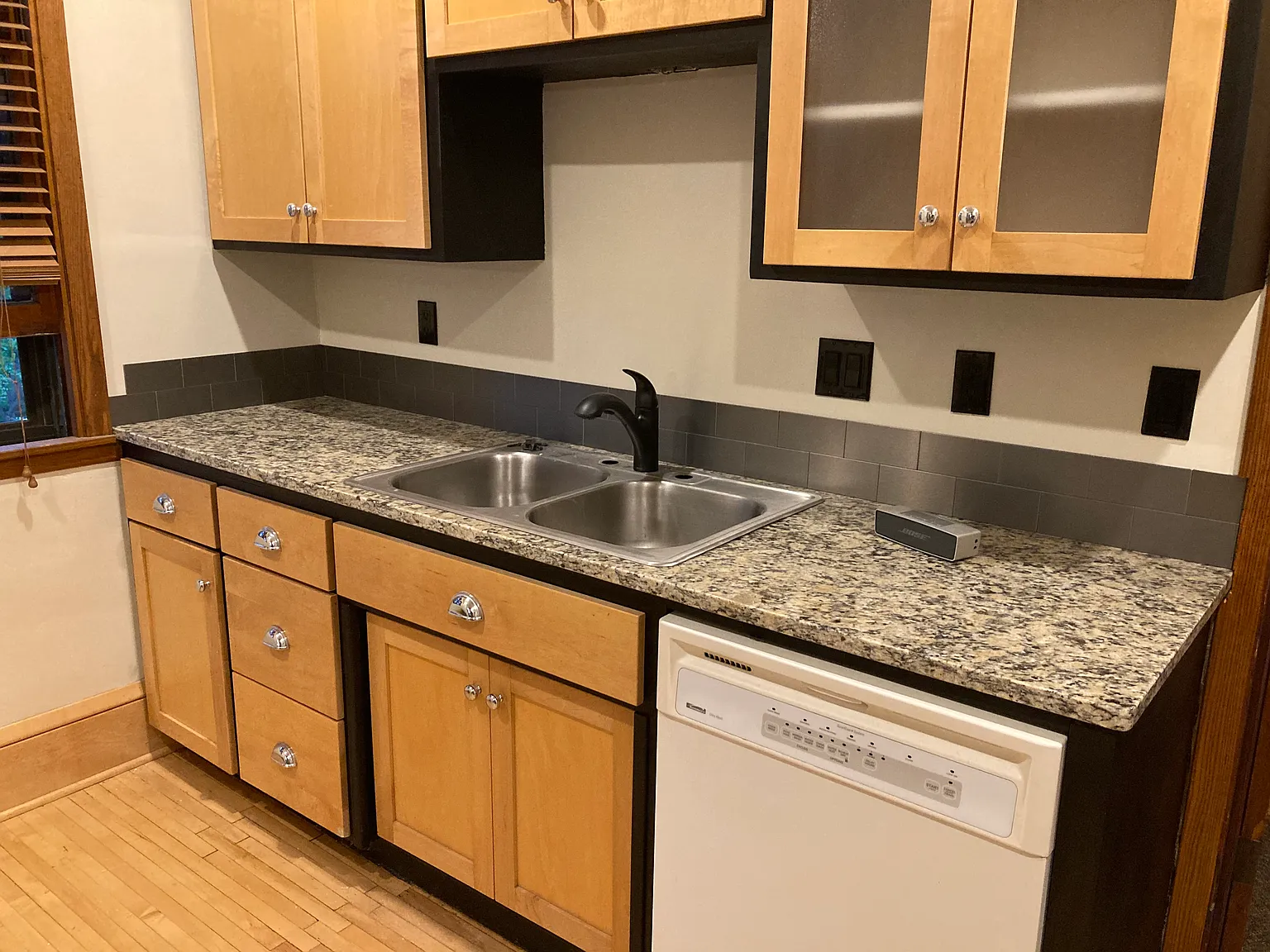 2 bed, 1250 sqft, $2,150 — Photo 4