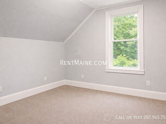 5th image of 496 Main St APT 2