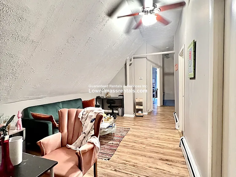 13 Phillips St — Photo 14