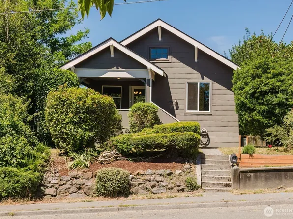 1922 4th Street, Bremerton, WA 98337