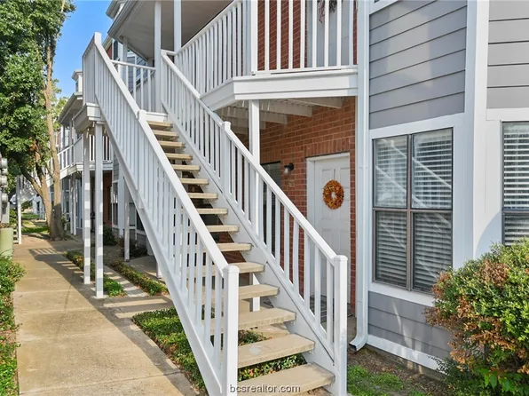 4441 Old College Rd APT 7101, Bryan, TX 77801