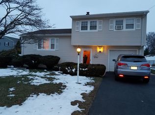 206 Ambrose Ave, Middlesex, NJ 08846