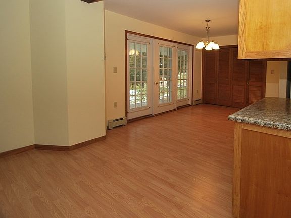 5th image of 42020 N Hamar St