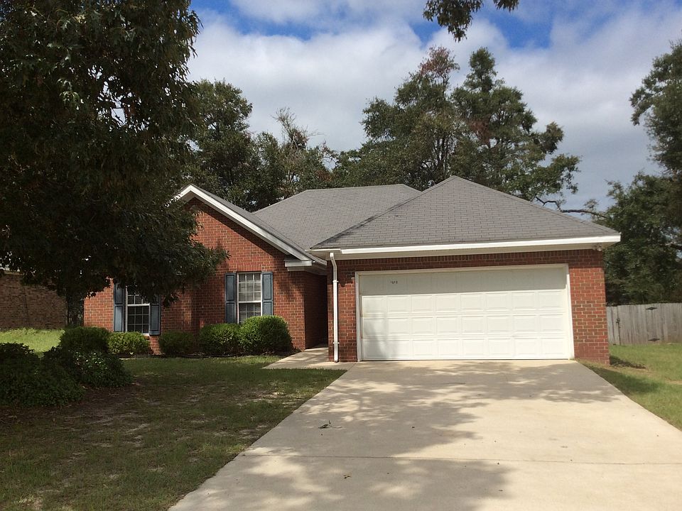 1st image of 1040 Woodberry Dr
