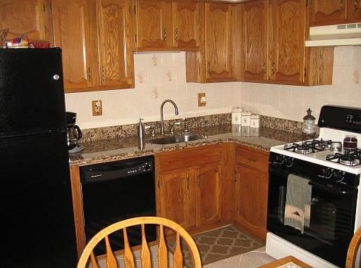 Kitchen- granite and oak