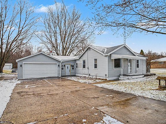 2nd image of 5330 E Vienna Rd