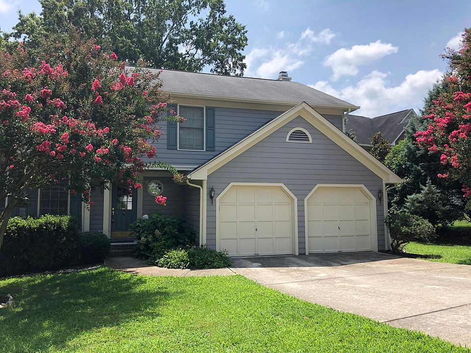 1st image of 105 Windhover Dr