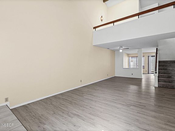 5th image of 1204 Cobblestone Ln