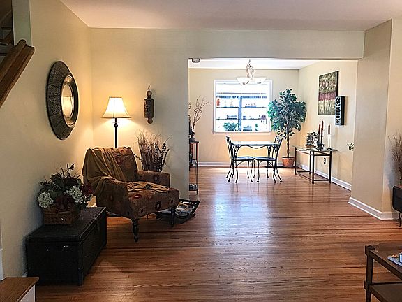 4th image of 1781 Kings Ct APT B