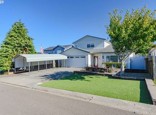 833 Sanford St, Coos Bay, OR 97420