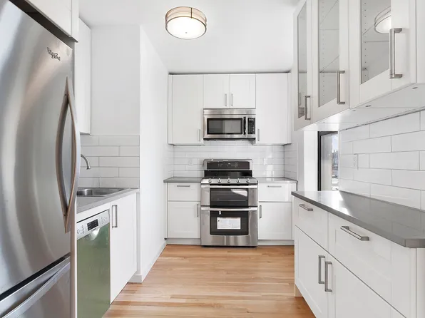 1119 Ocean Parkway image 1 of 13