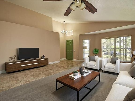 3rd image of 1735 Biarritz Cir