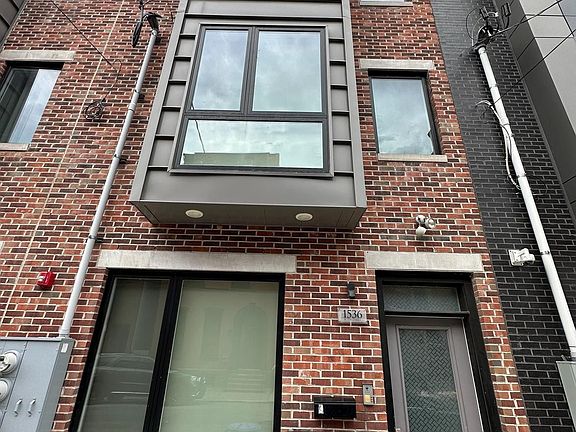 2nd image of 1536 N 7th St Unit 2