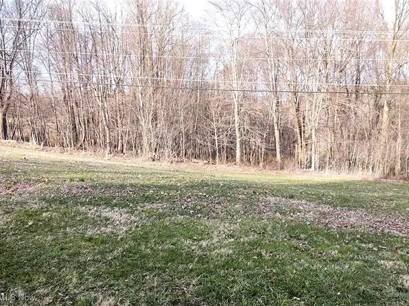 Oneida Trl, Malvern, OH 44644