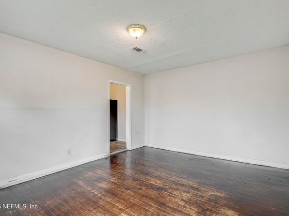 jacksonville-florida-154638722 picture