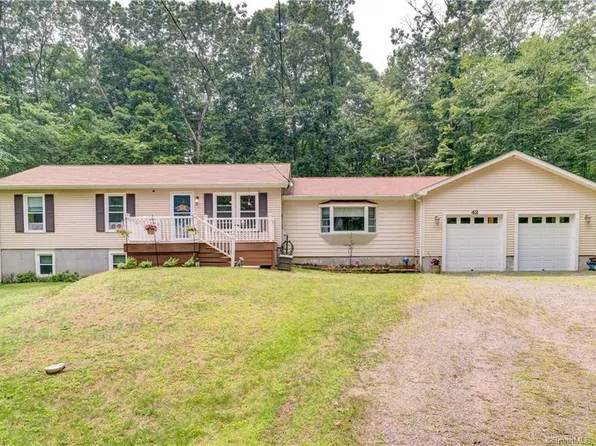 42 Circle Drive, Ashford, CT 06278