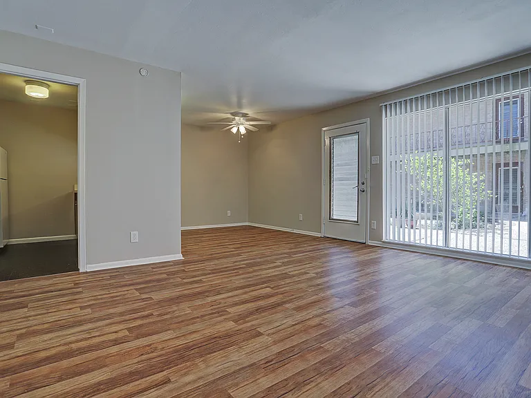 229 Westmoreland St #1-11 — Photo 4
