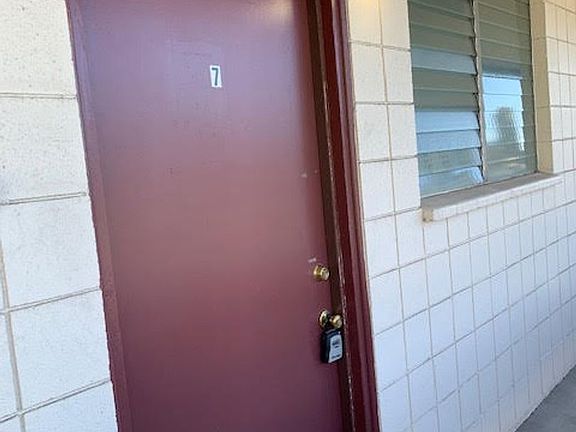 2nd image of 1433 Pensacola St APT 7