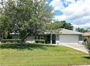 713 SE 10th Pl, Cape Coral, FL 33990