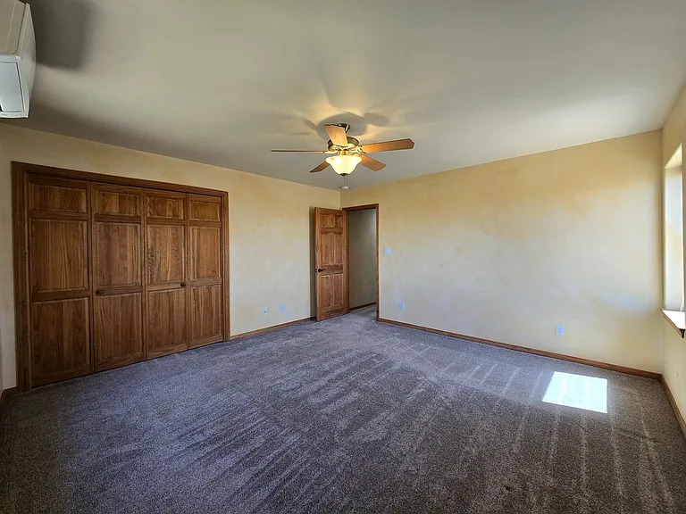 4 Alma Ct — Photo 12