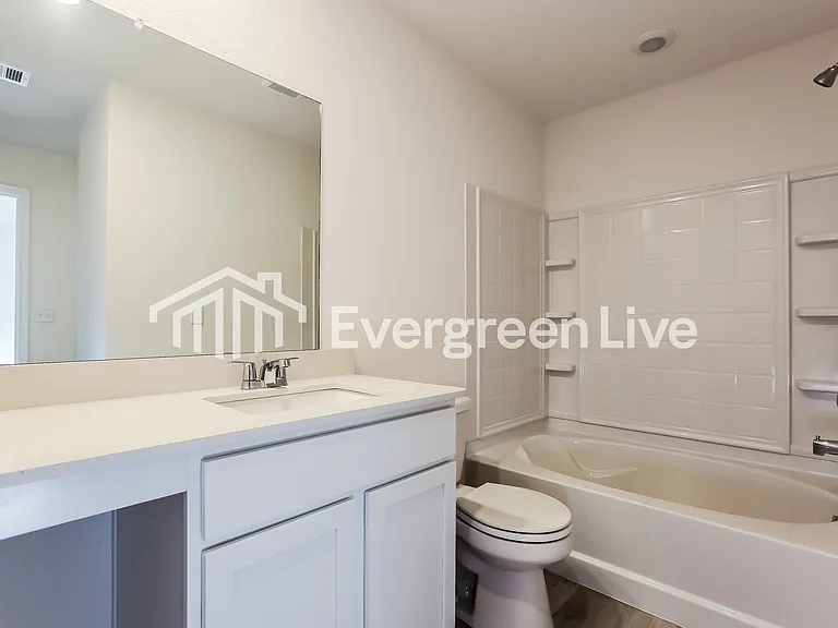 109 Jasmine Ct — Photo 9