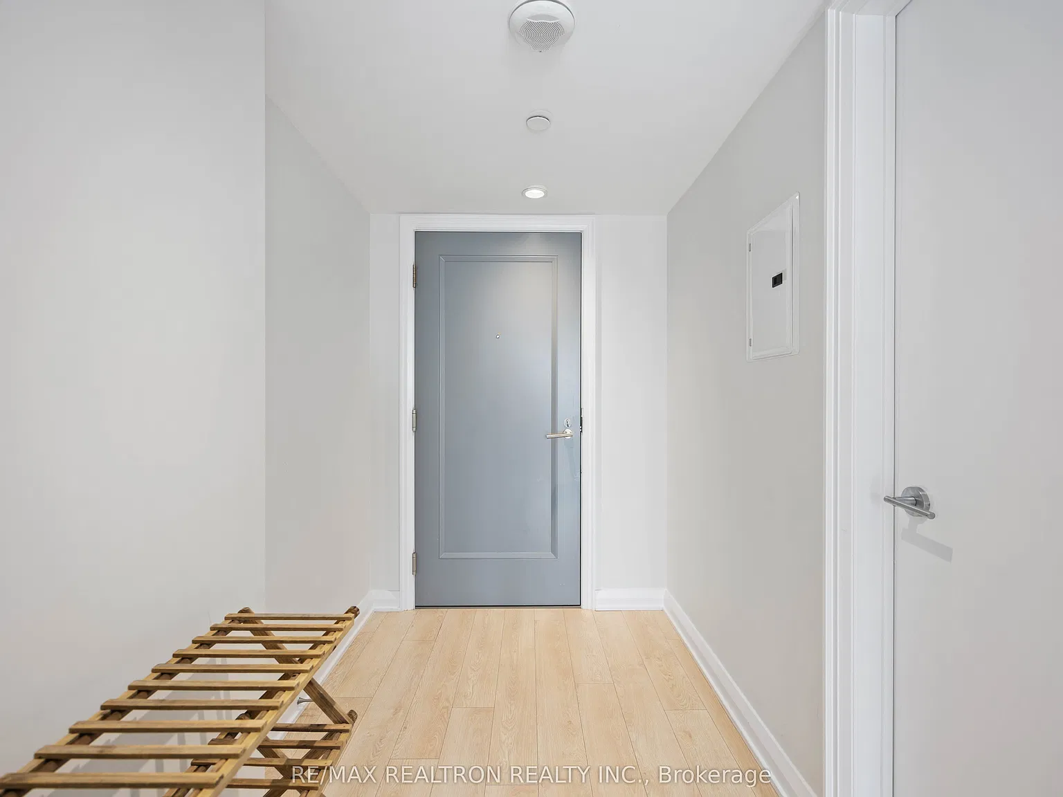 2 bed, $3,100 — Photo 2
