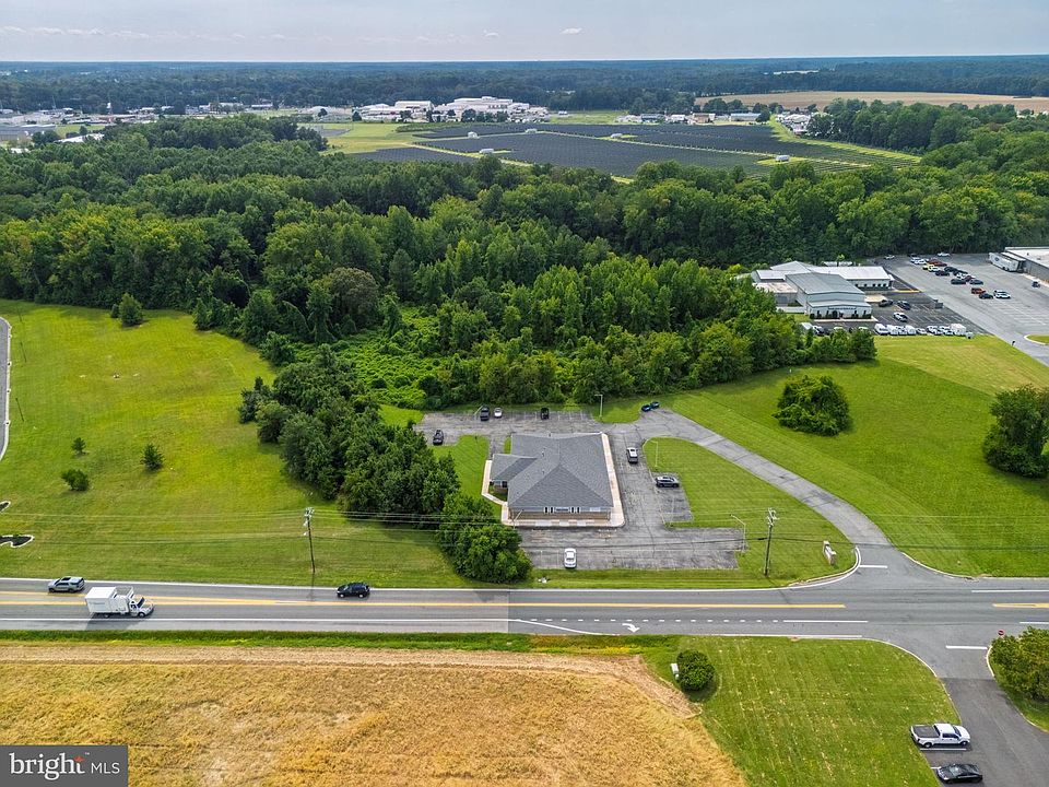 1st image of 3 Airport Rd