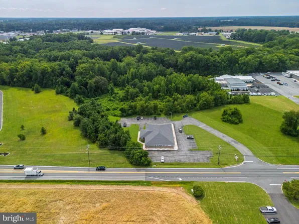 3 Airport Rd, Milford, DE 19963