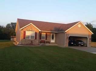 1219 Witt Mill Rd, Jerseyville, IL 62052