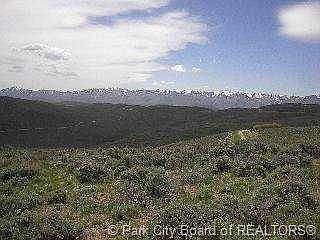 1st image of 204 Oakview Dr #204-LR-3