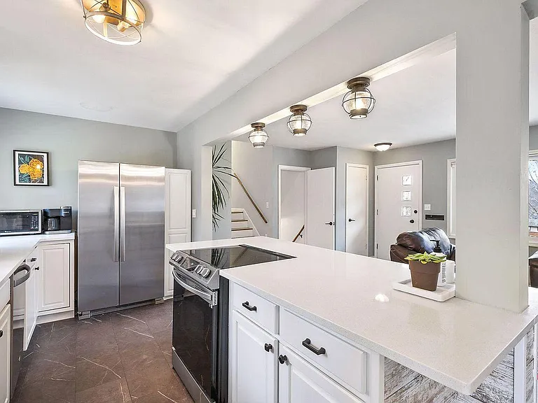 11301 Friar Ln — Photo 13
