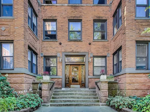 845 W Ainslie St APT 2W, Chicago, IL 60640