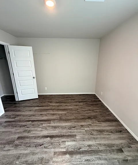2912 S 14th St — Photo 12